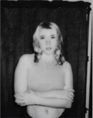 Nicole Angelica — Dirección